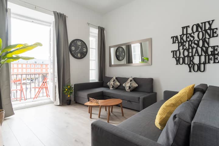 Plaza Mayor by Monaro_1